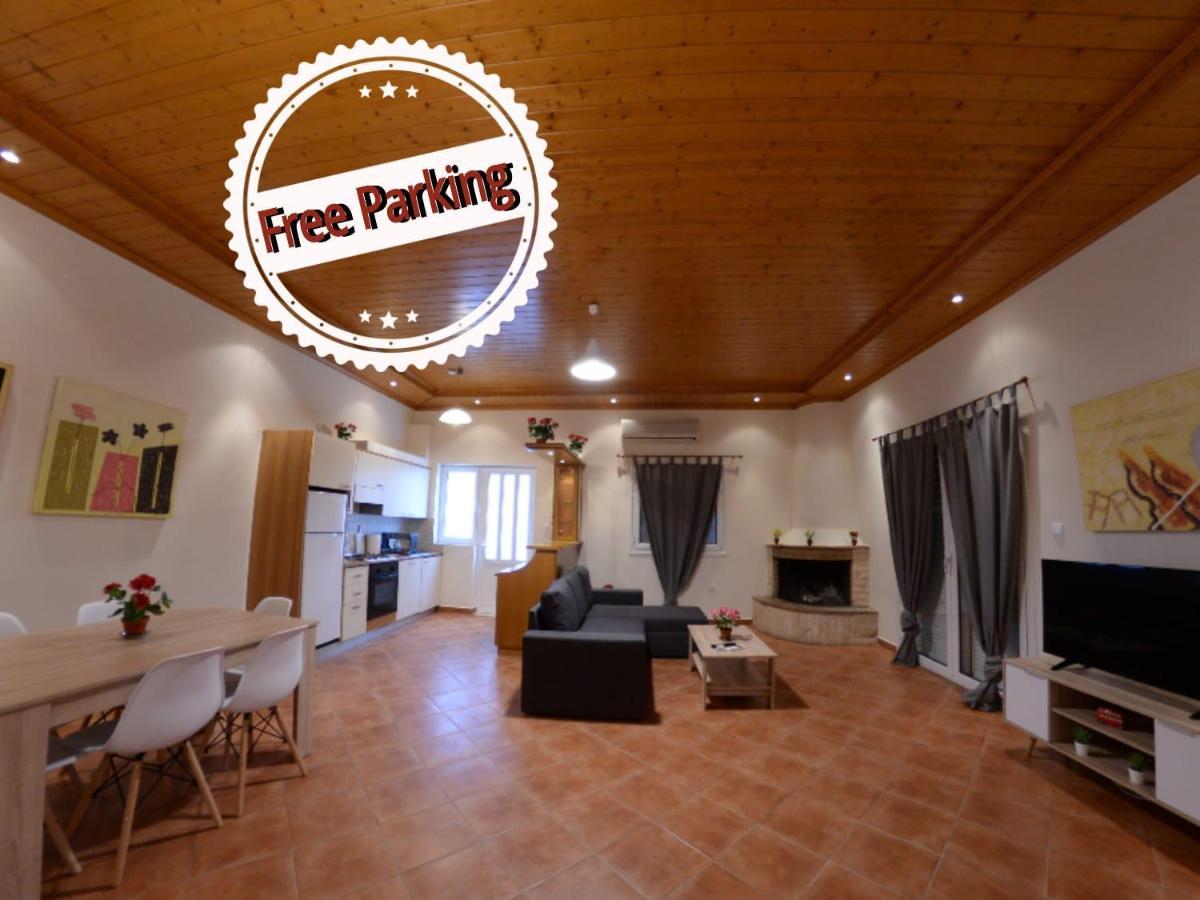 Patras Cozy Lodge Exteriör bild